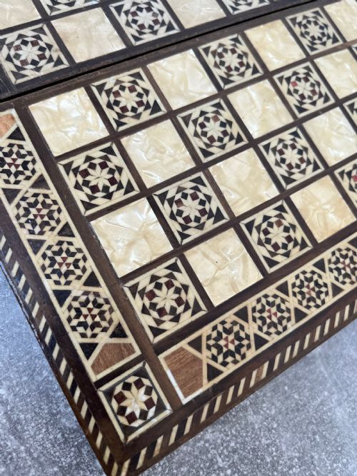 TRAVELLING CHESS AND BACKGAMMON BOARD - ADDITIONAL PHOTO 4