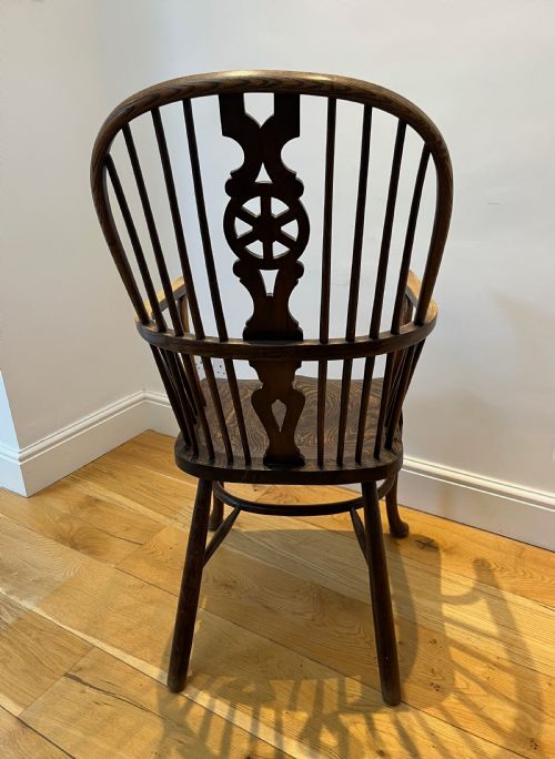 WINDSOR WHEEL BACK ARMCHAIR - ADDITIONAL PHOTO 4