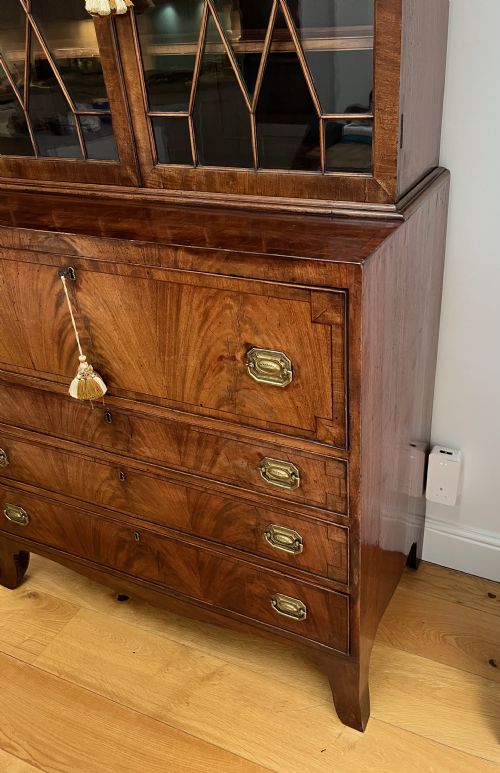 GEORGIAN MAHOGANY SECRETAIRE BOOKCASE - ADDITIONAL PHOTO 4