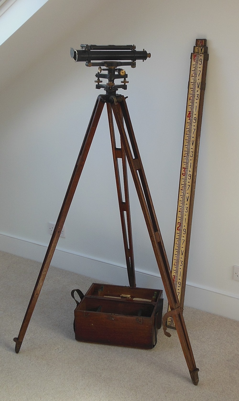 Brass Builders Level, Tripod and Measuring Staff