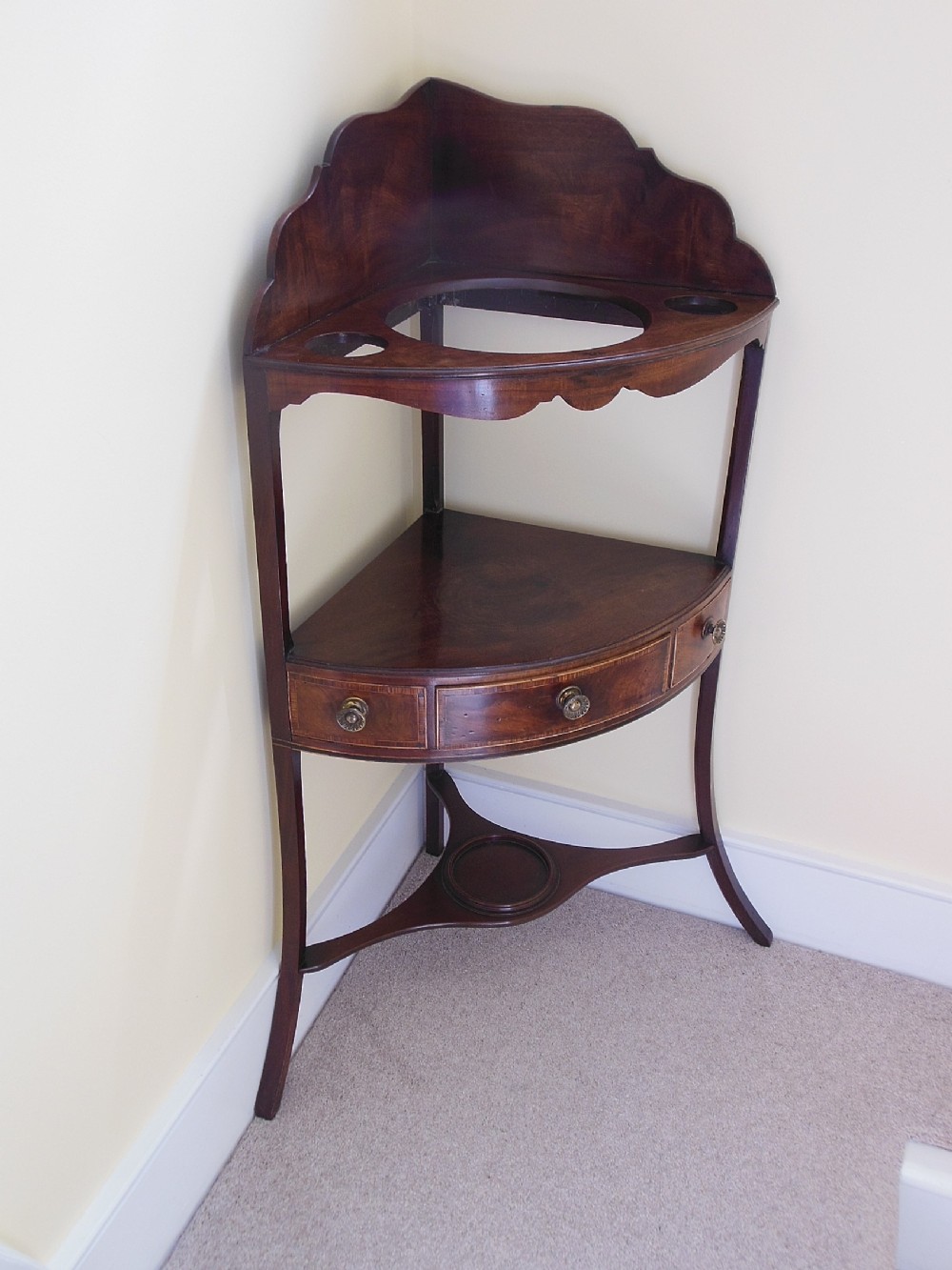 Georgian Mahogany Corner Washstand