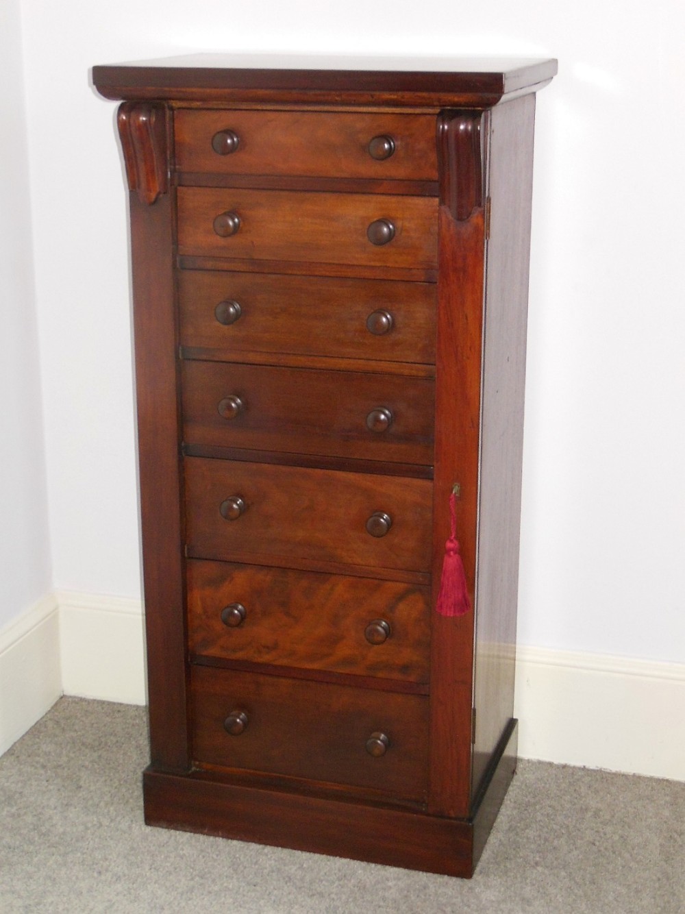 Mahogany Wellington Chest