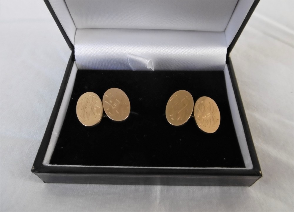 Pair of 18ct Gold Cufflinks View II