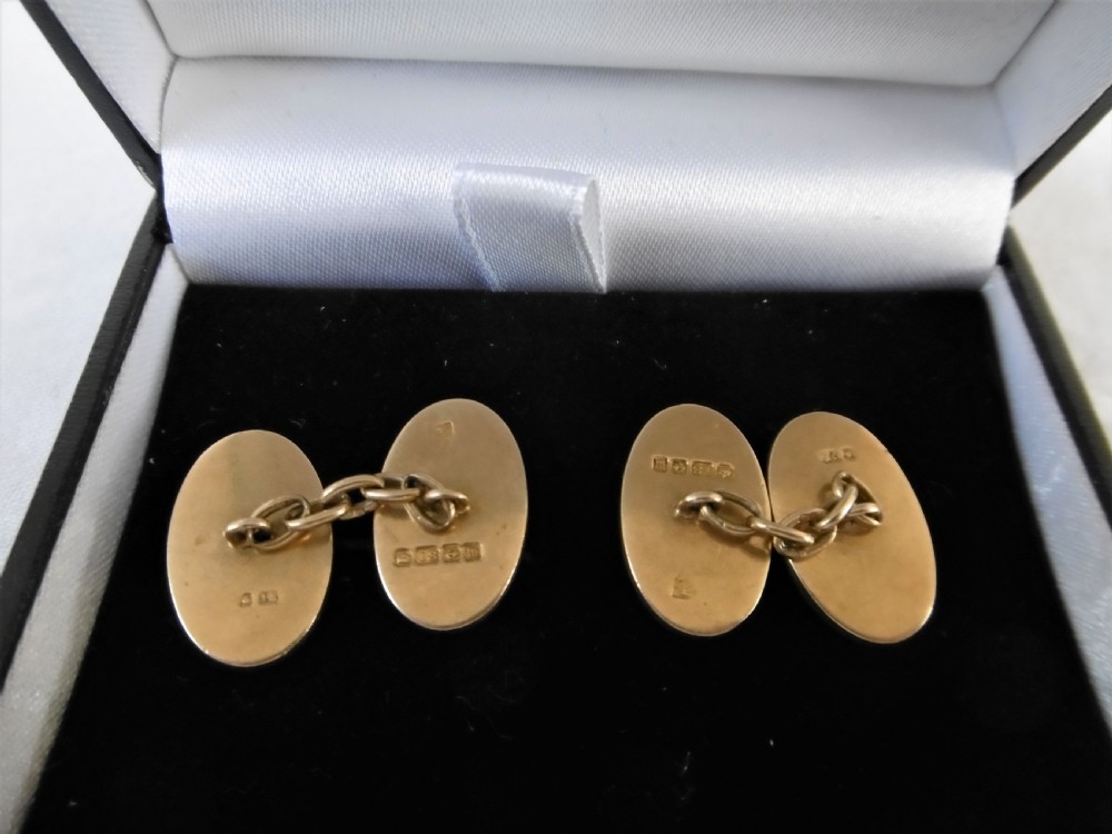 Pair of 18ct Gold Cufflinks View III