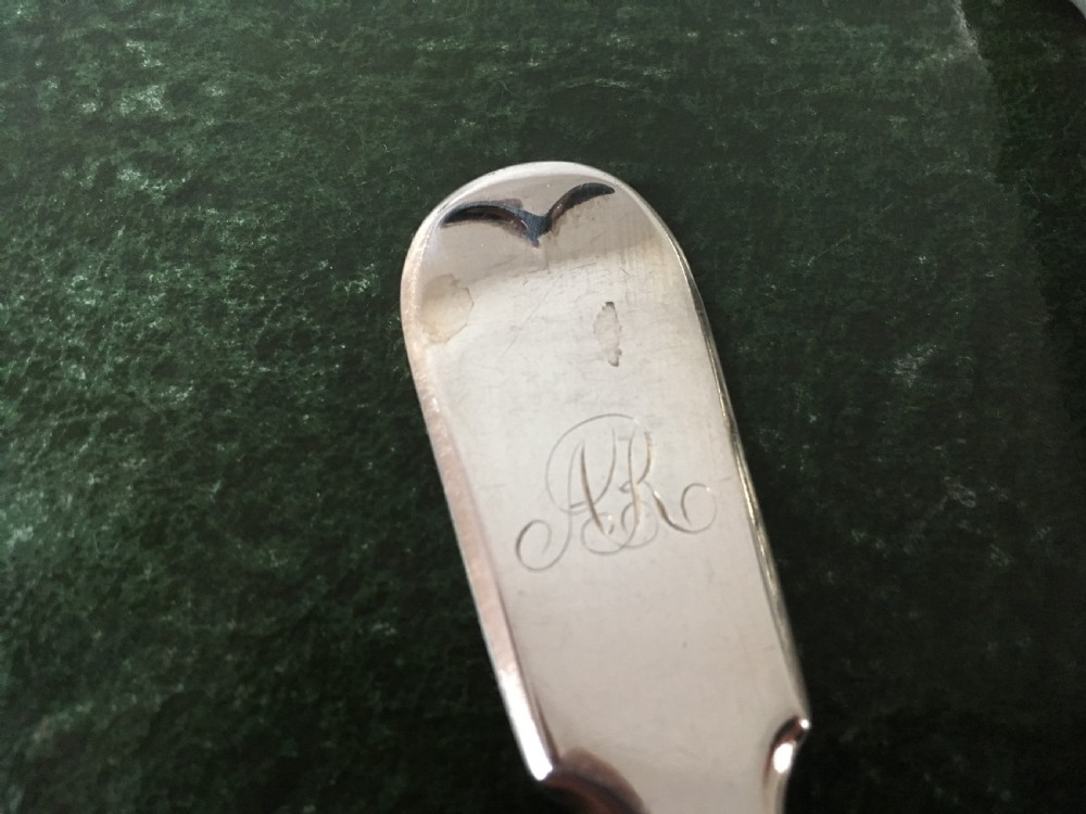 12 Silver Fiddle Pattern Dinner Forks View III