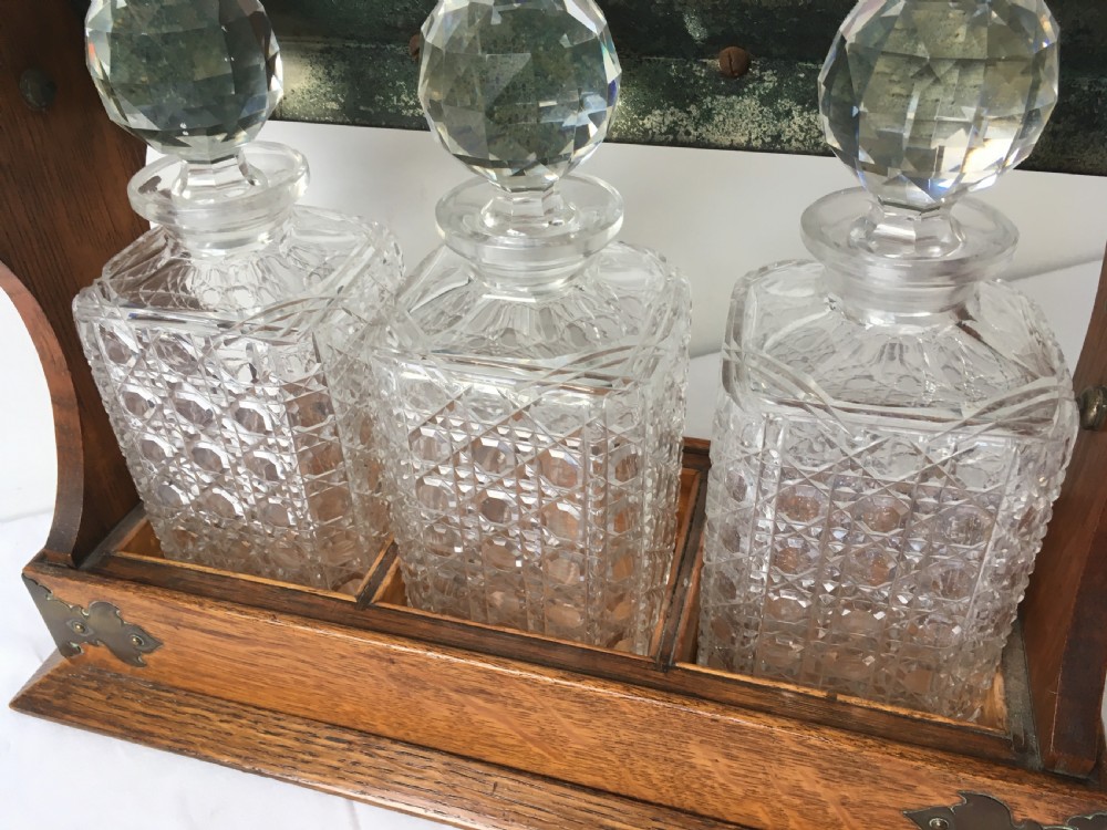 Oak Tantalus by Mappin & Webb View VI