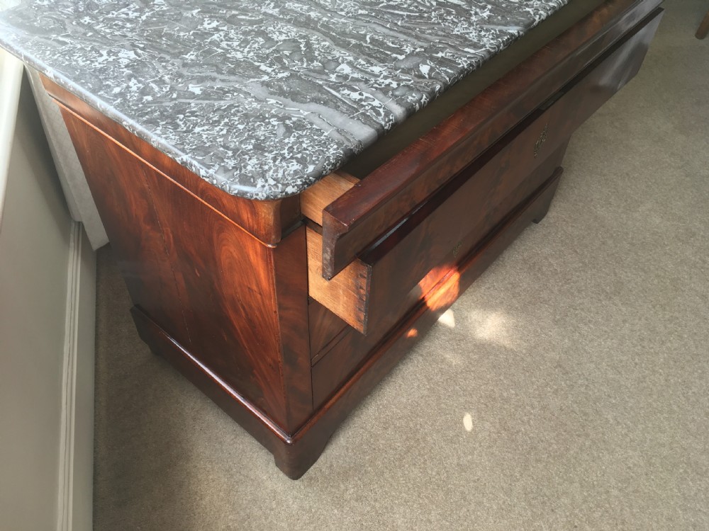 19th Century French Mahogany Commode View VI
