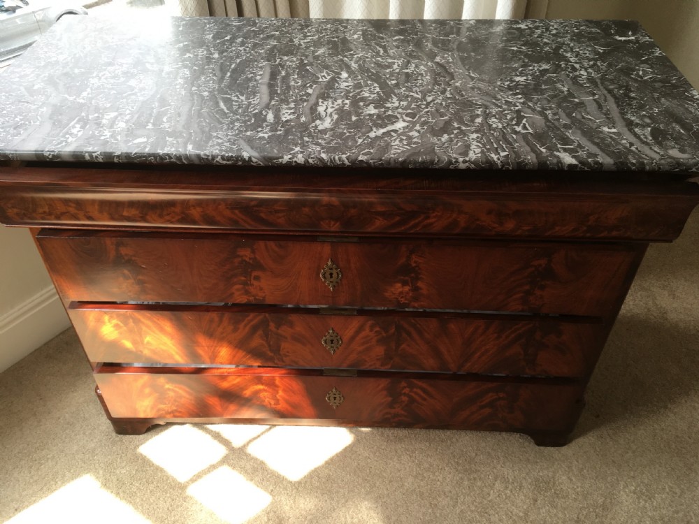 19th Century French Mahogany Commode View VII