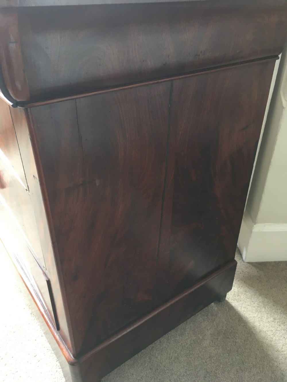 19th Century French Mahogany Commode View XI