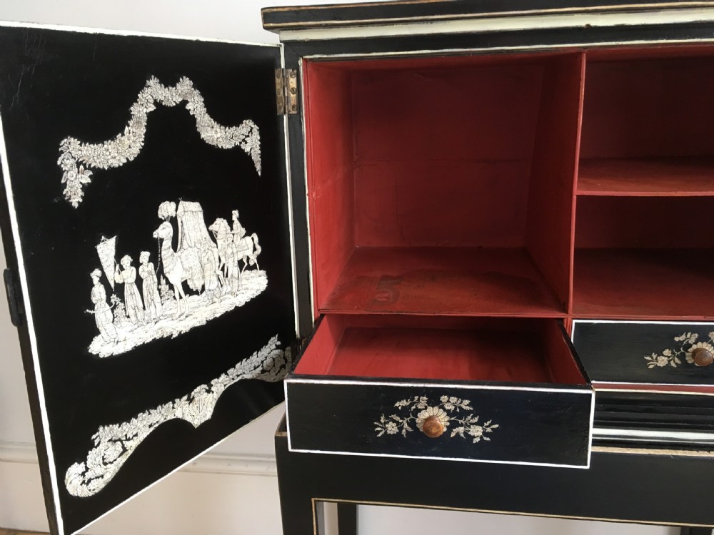 Chinese Penwork Cabinet on Stand View XIV