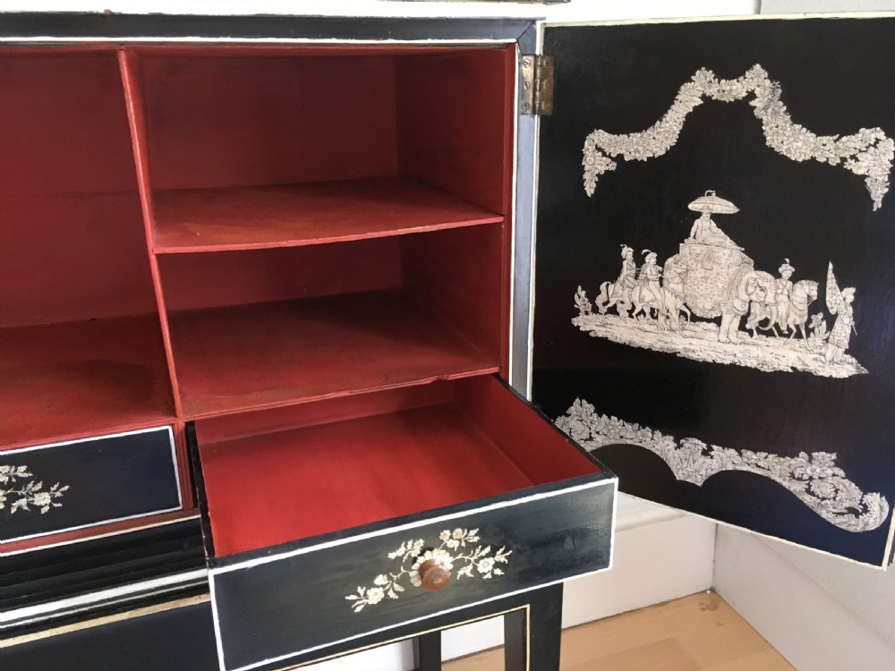 Chinese Penwork Cabinet on Stand View XV