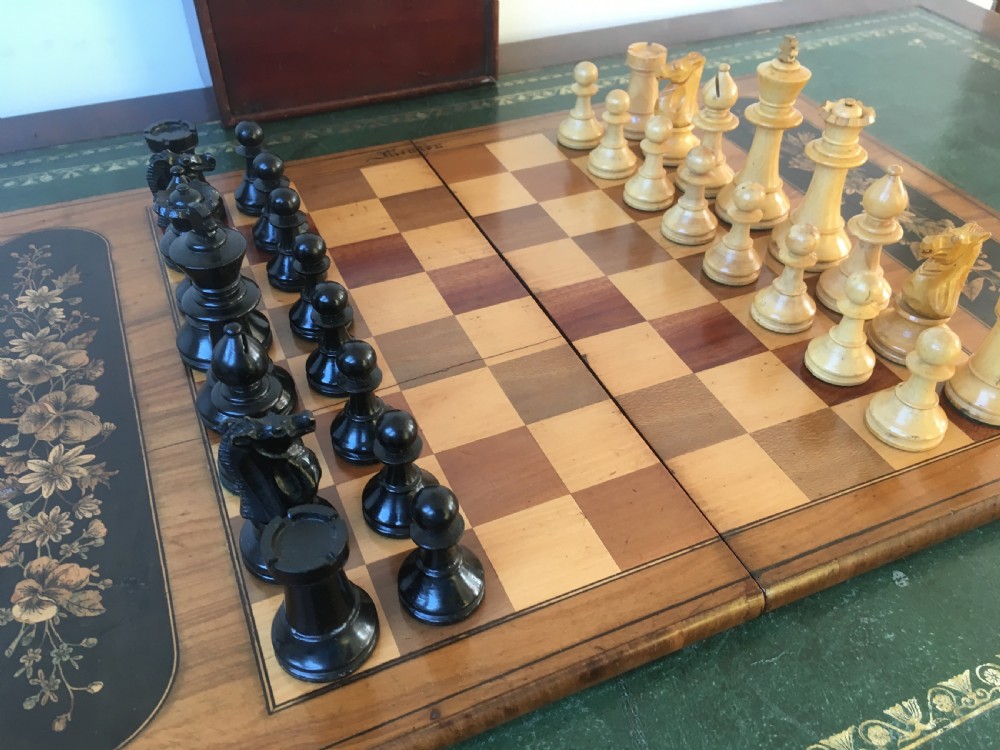 Early 20th Century Boxwood & Ebonised Staunton Pattern Chess Set View V
