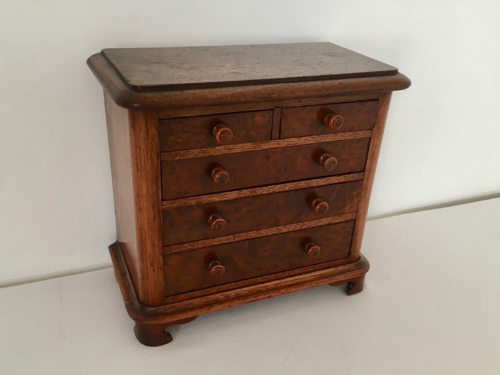 Walnut and Burr Walnut Miniature Chest of Drawers View VIII