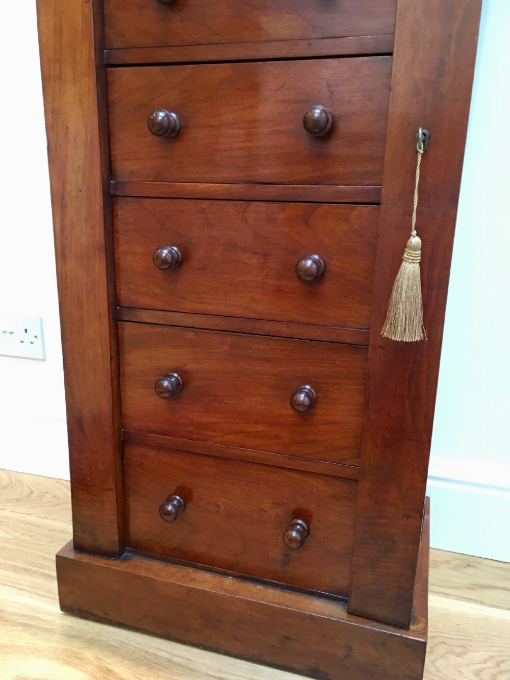 Walnut Wellington Chest View IX