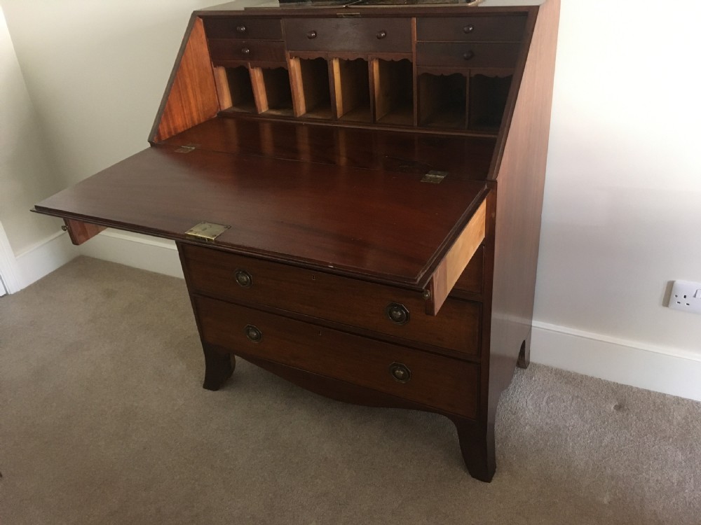 Georgian Mahogany Fall-front Bureau View XIV