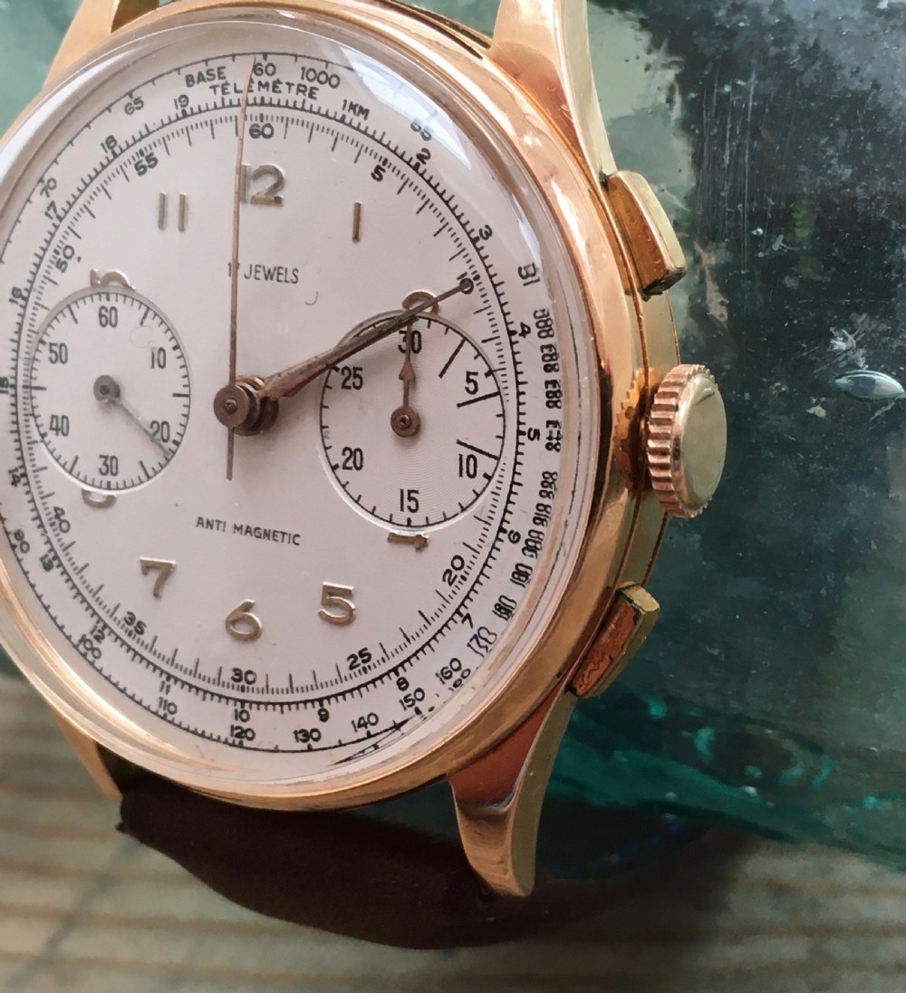 Vintage 18ct Gold Chronograph Wrist Watch View VIII
