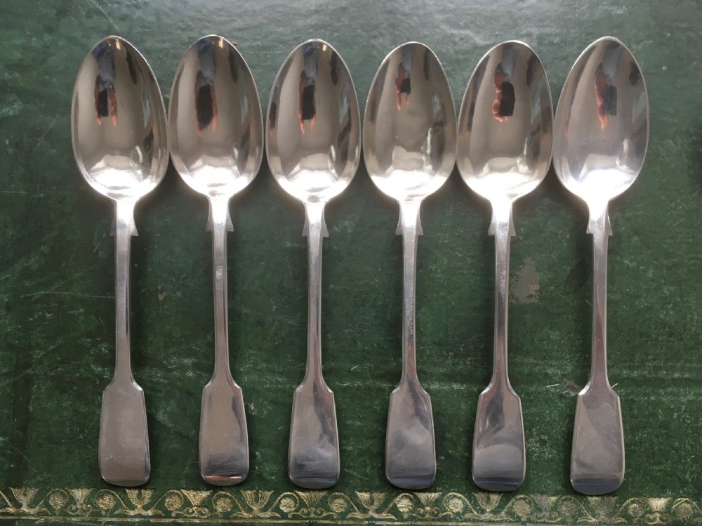 Mixed Set of 36 Pieces of Victorian Silver Fiddle Pattern Cutlery or Flatware View V