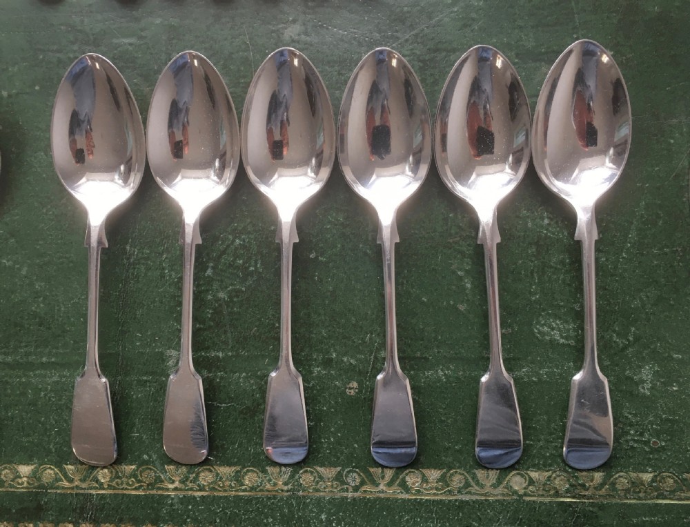 Mixed Set of 36 Pieces of Victorian Silver Fiddle Pattern Cutlery or Flatware View VI
