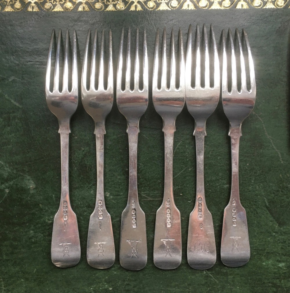 Mixed Set of 36 Pieces of Victorian Silver Fiddle Pattern Cutlery or Flatware View IX