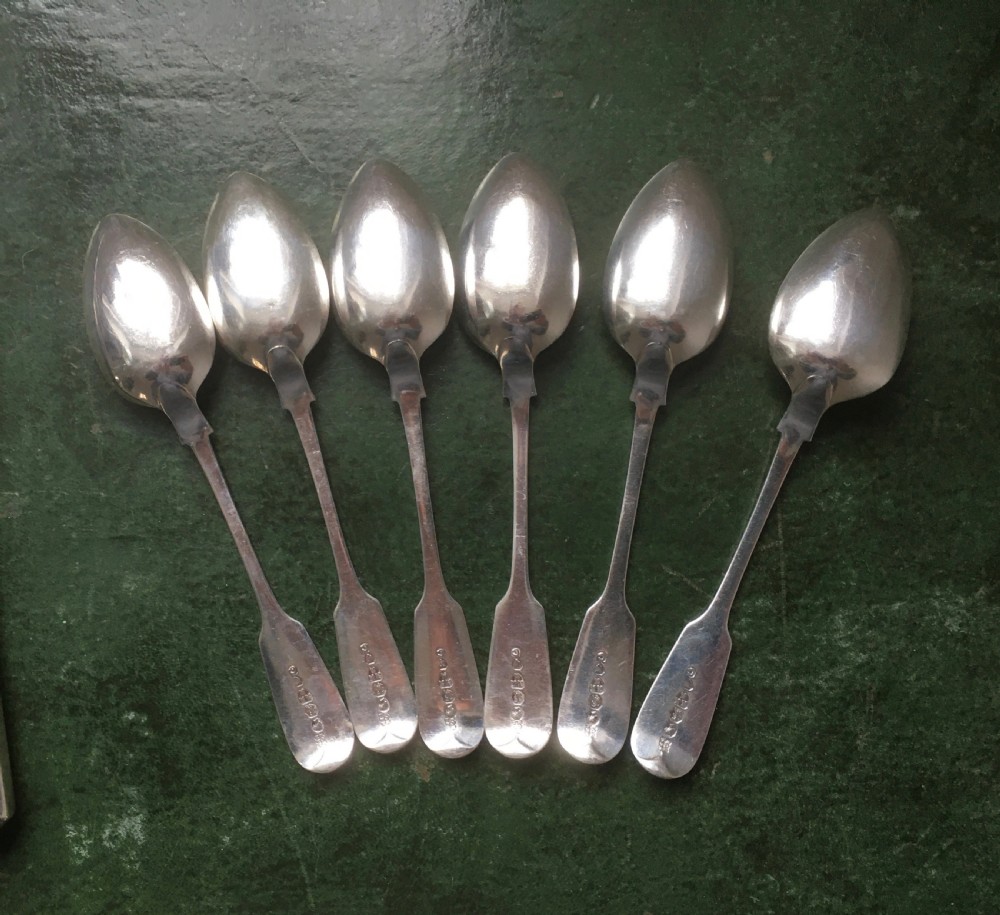 Mixed Set of 36 Pieces of Victorian Silver Fiddle Pattern Cutlery or Flatware View XII