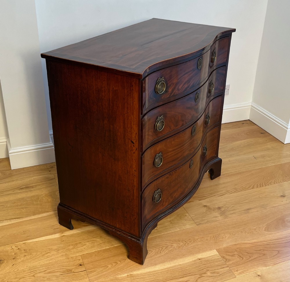 Georgian Mahogany Serpentine Chest of Drawers View IV