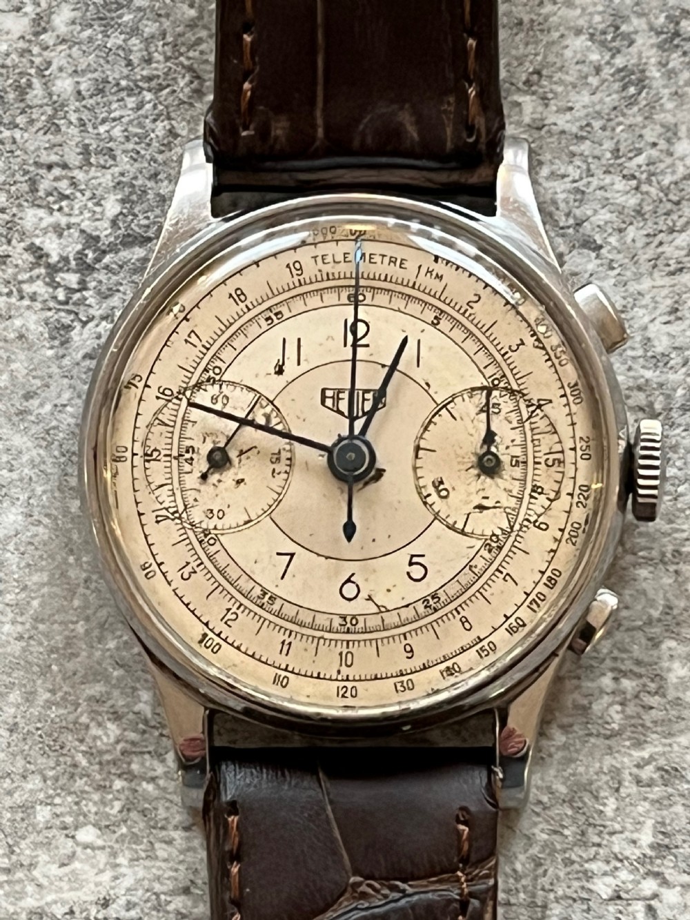 1940's Heuer Chronograph Wristwatch View VII