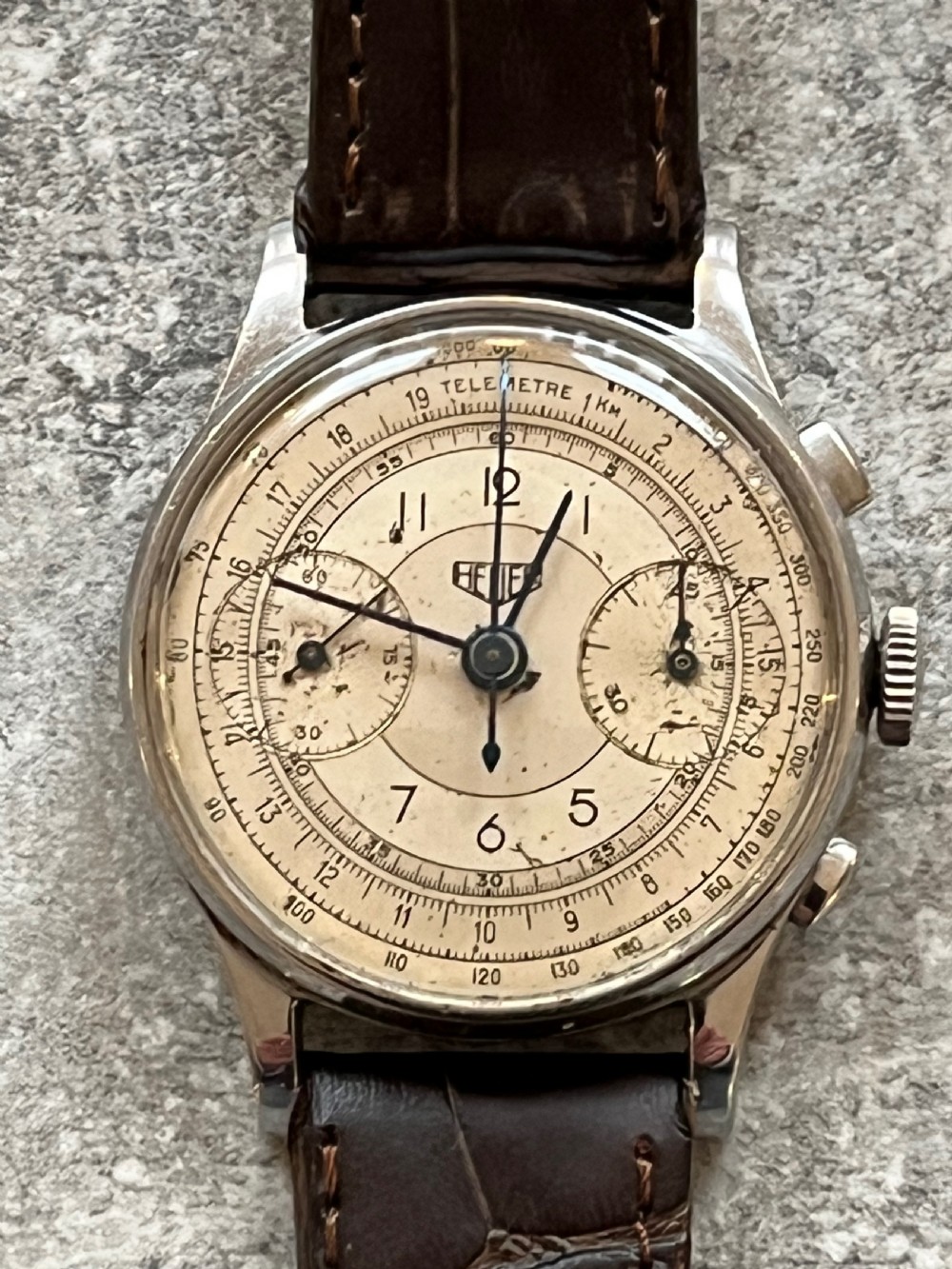 1940's Heuer Chronograph Wristwatch View VIII