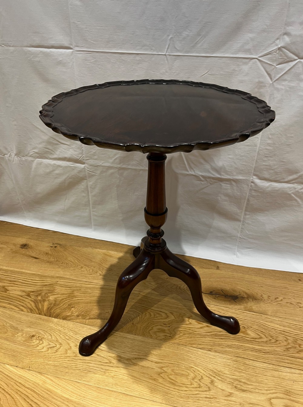 Georgian Mahogany Tripod Table View V