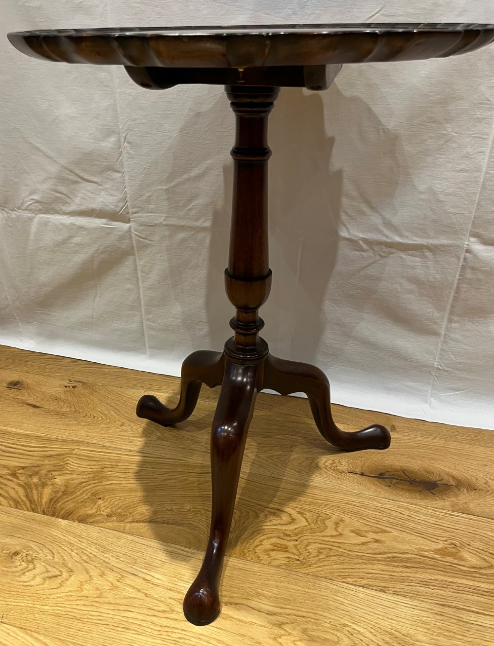 Georgian Mahogany Tripod Table View VI