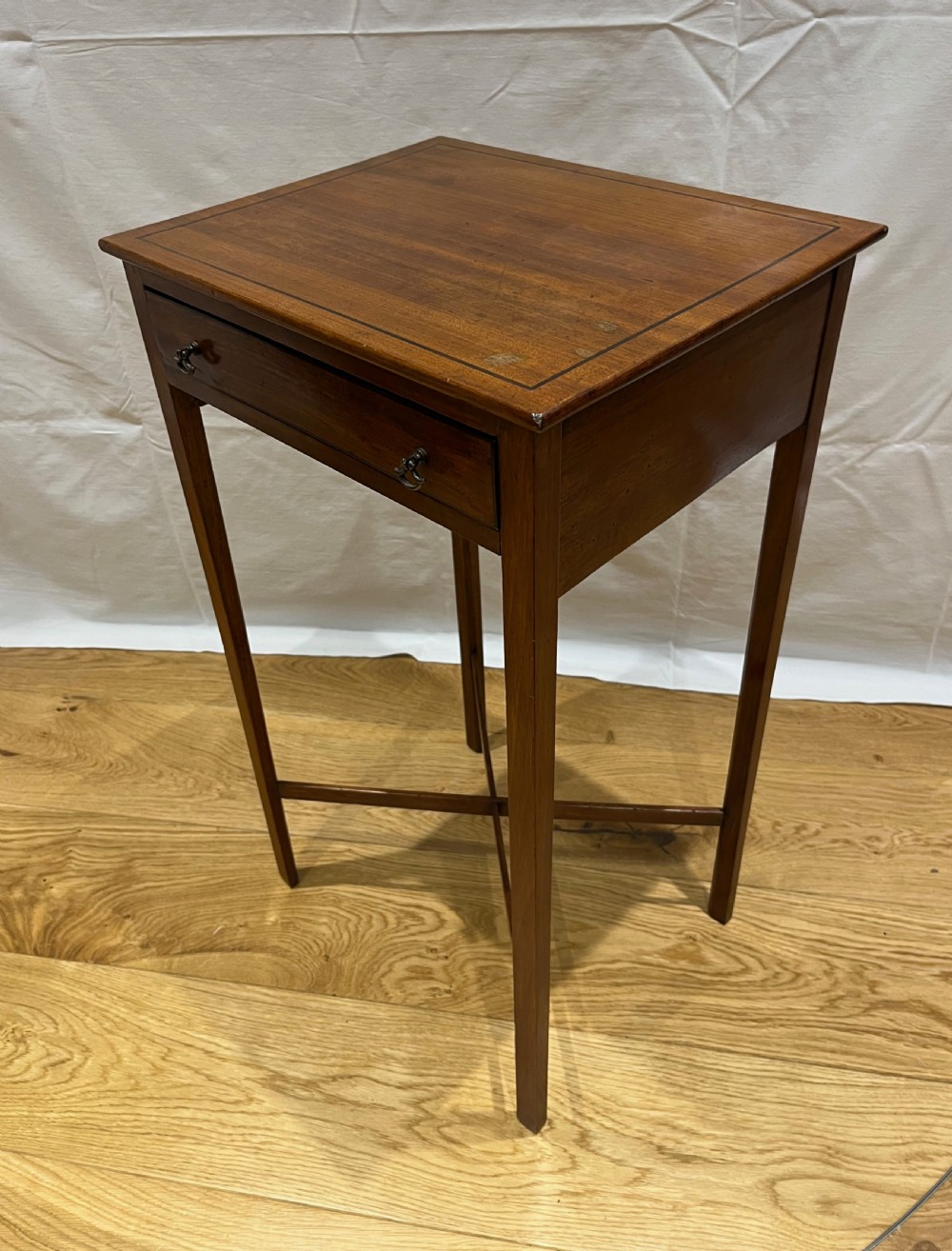 Small Mahogany Side or Lamp Table