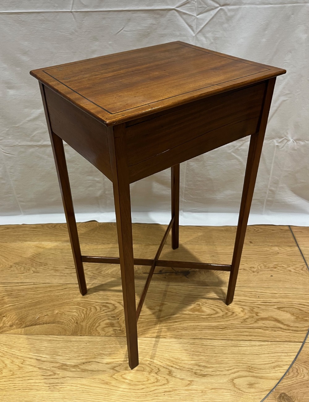 Small Mahogany Side or Lamp Table View VI