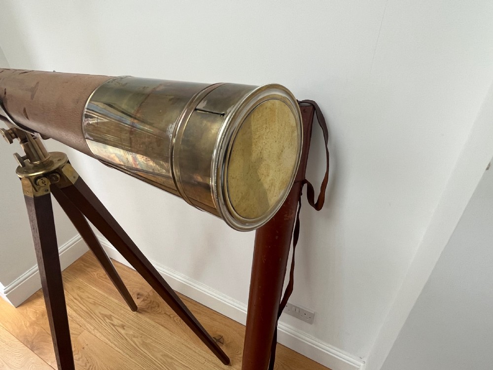 Large Single Draw Telescope with Stand and Case View V