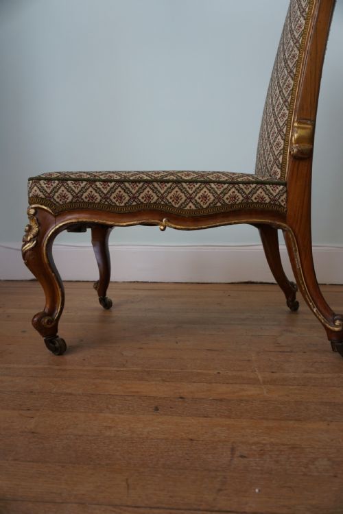 A 19TH CENTURY WALNUT AND CARVED GILTWOOD SLIPPER CHAIR C1880 ATTRIBUTED TO MORISON CO - ADDITIONAL PHOTO 9