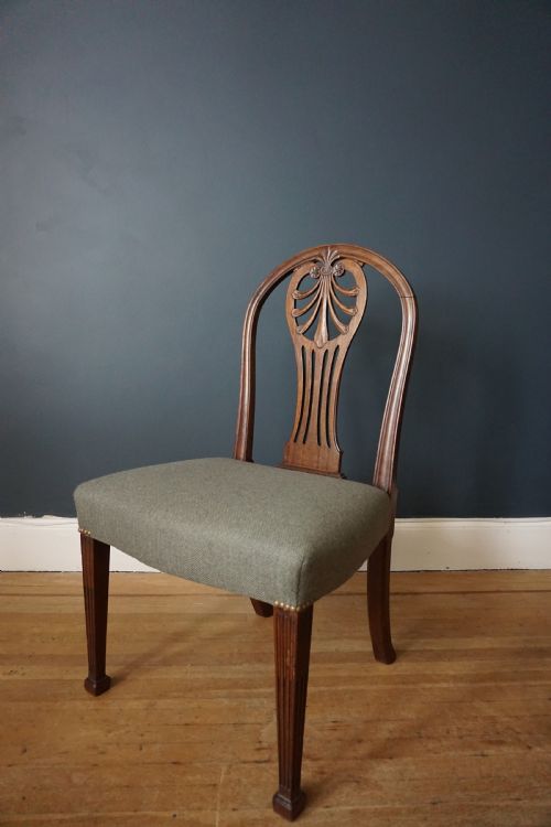a george iii carved mahogany chair to a design by robert and john linnell c1770 - CATEGORY: ANTIQUE CHAIRS - DATED GEORGIAN