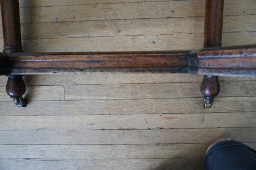 A STYLISH WALNUT LIBRARY ARTS AND CRAFTS CENTRE TABLE C1880 OF SMALL PROPORTIONS - ADDITIONAL PHOTO 3