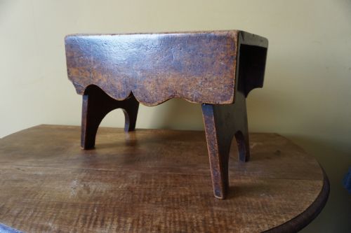 A 19TH CENTURY SCOTTISH BIRCH 'CREEPIE' STOOL - ADDITIONAL PHOTO 3