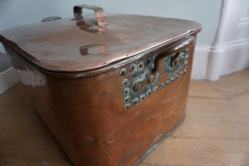 A 19TH CENTURY COPPER KINDLING OR LOG BOX - ADDITIONAL PHOTO 6