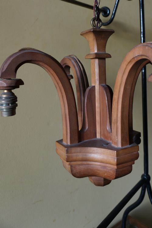 ATTRIBUTED TO SIR ROBERT LORIMER 18641929 AN ARTS AND CRAFTS CARVED WALNUT CEILING PENDANT - ADDITIONAL PHOTO 6