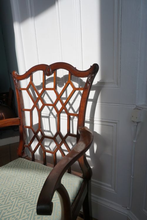 A 'CHINESE CHIPPENDALE' STYLE CARVED MAHOGANY CHAIR FOURTH QUARTER 19TH CENTURY - ADDITIONAL PHOTO 11