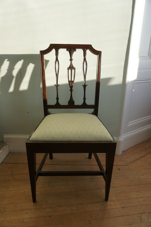 a fine george iii carved mahogany side chair in the sheraton style c1790 - CATEGORY: ANTIQUE CHAIRS - DATED 18TH CENTURY