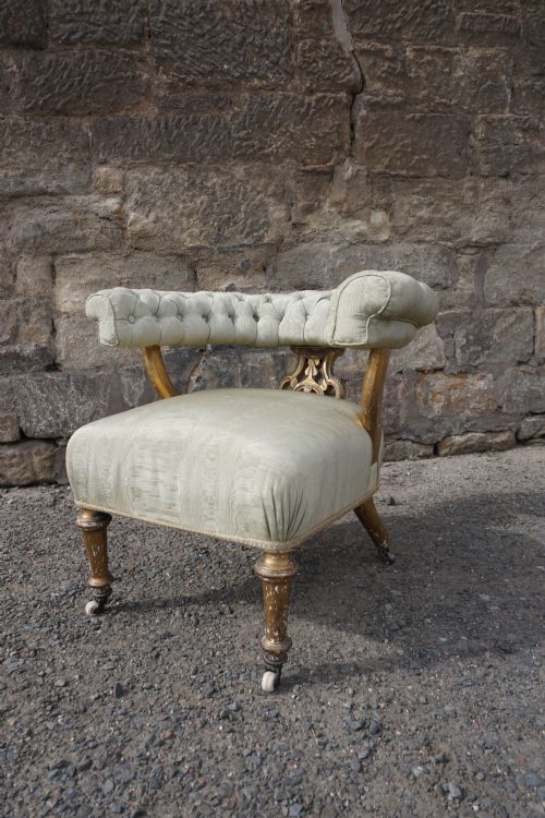 A VICTORIAN GILTWOOD TUB CHAIR BY HOLLAND SONS OF LONDON - ADDITIONAL PHOTO 7