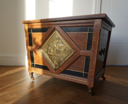 AN AESTHETIC MOVEMENT WALNUT SARCOPAGUSSHAPED COAL BOX OR CELLARET BY HOLLAND SONS OR SIMILAR 1880S - ADDITIONAL PHOTO 3