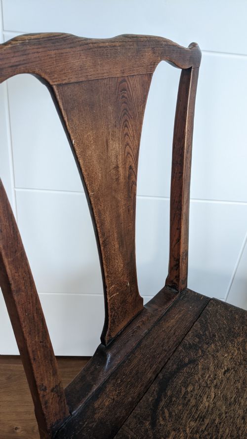 A LARGE GEORGE II III ELM AND OAK CHAIR - ADDITIONAL PHOTO 6
