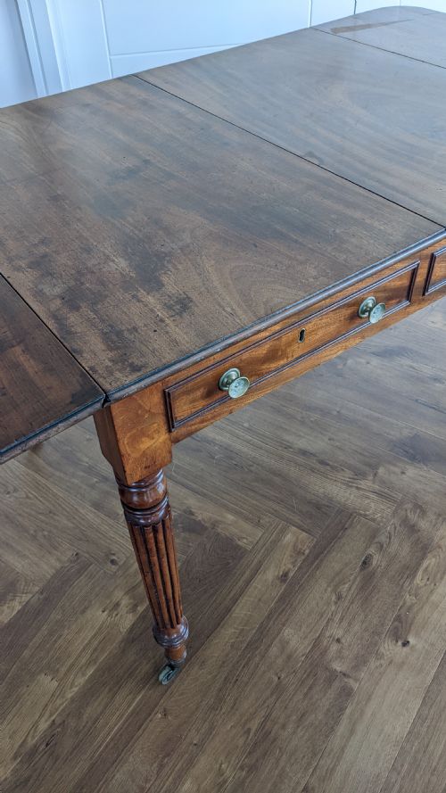 A RARE REGENCY WRITING LIBRARY TABLE BY GILLOWS - ADDITIONAL PHOTO 1