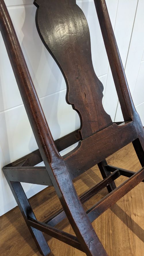 A SET OF SIX GEORGE II WALNUT DINING CHAIRS C1760 - ADDITIONAL PHOTO 8