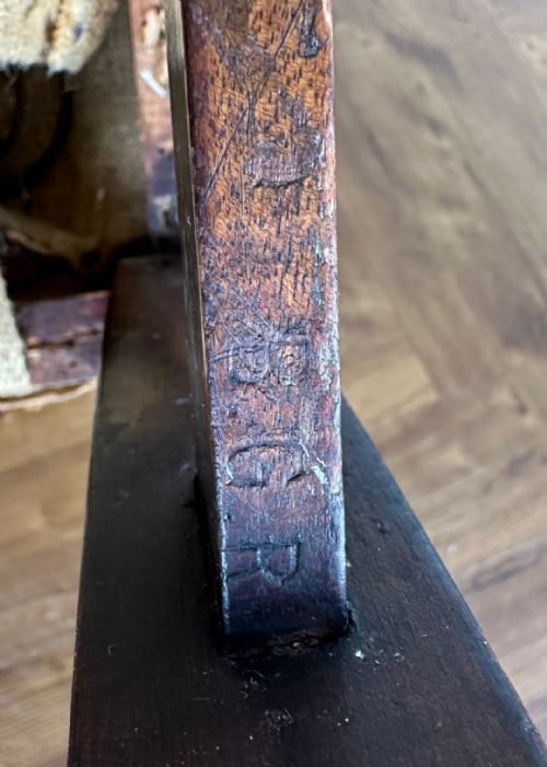 A GEORGE III WALNUT RAEBURN ARMCHAIR C1770 PROBABLY SCOTTISH - ADDITIONAL PHOTO 2