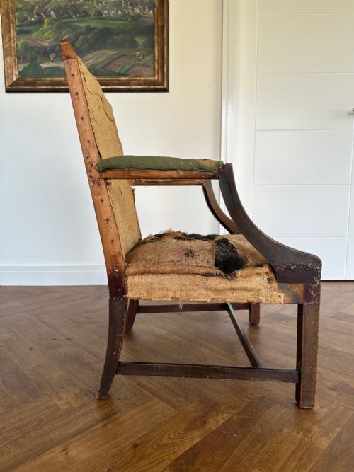 A GEORGE III WALNUT RAEBURN ARMCHAIR C1770 PROBABLY SCOTTISH - ADDITIONAL PHOTO 1