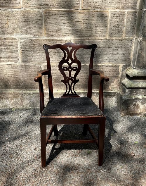 A GEORGE III MAHOGANY ARMCHAIR AFTER A DESIGN BY ROBERT MANWARING EDINBURGH C17651769 - ADDITIONAL PHOTO 7