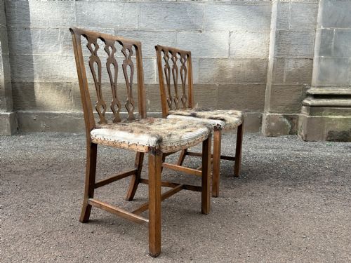 A STRIKING PAIR OF GEORGE III CARVED WALNUT SIDE CHAIRS THIRD QUARTER 18TH CENTURY - ADDITIONAL PHOTO 5
