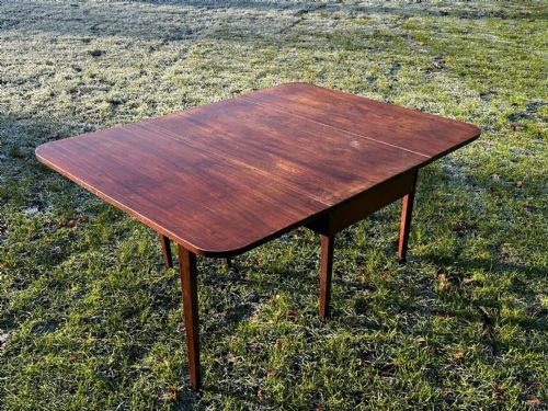 A SCOTTISH GEORGE III SOLID MAHOGANY DINING TABLE EDINBURGH C1805 - ADDITIONAL PHOTO 2
